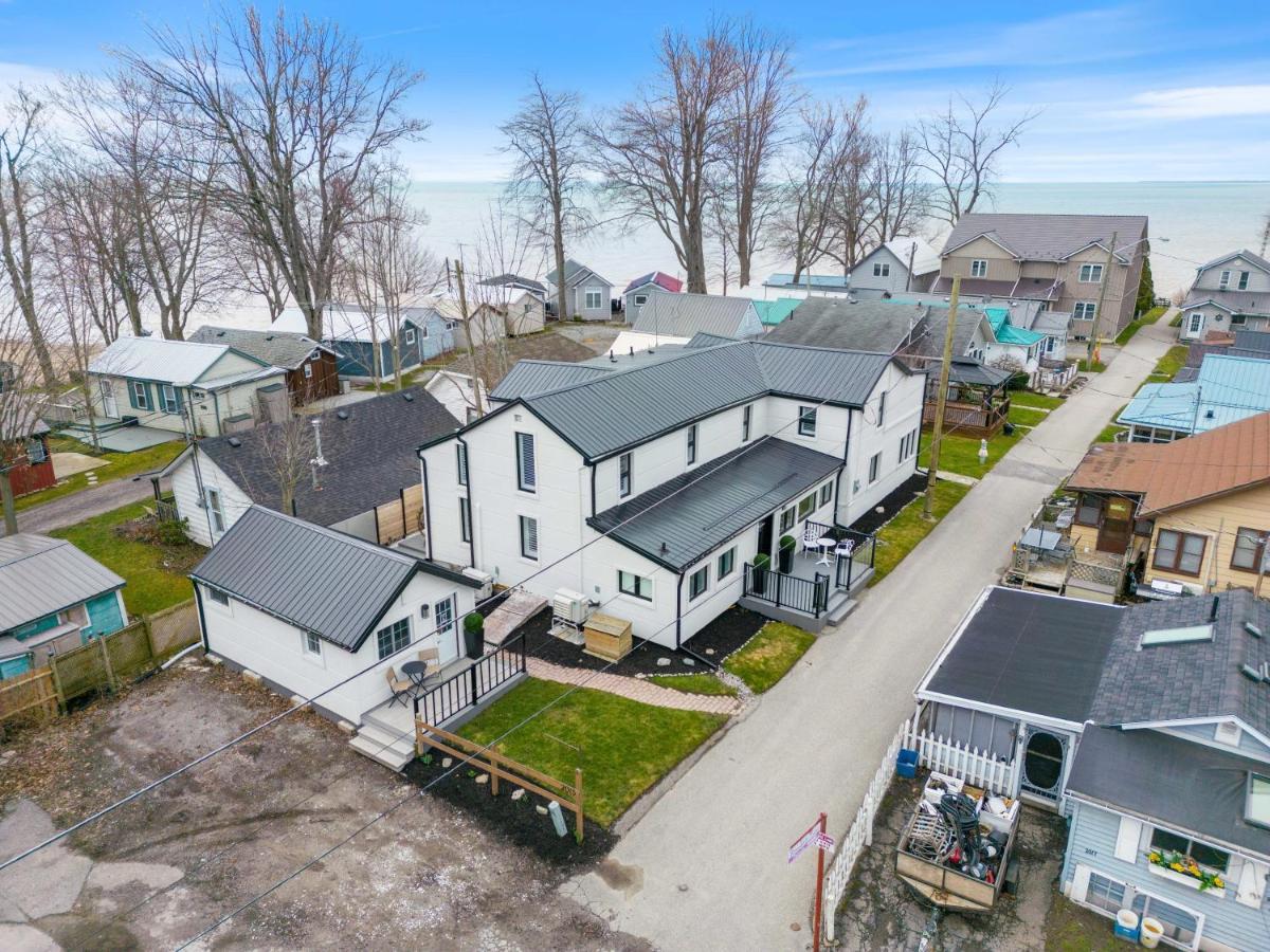 Luxe Lodges On Lake Erie Порт Доувър Екстериор снимка